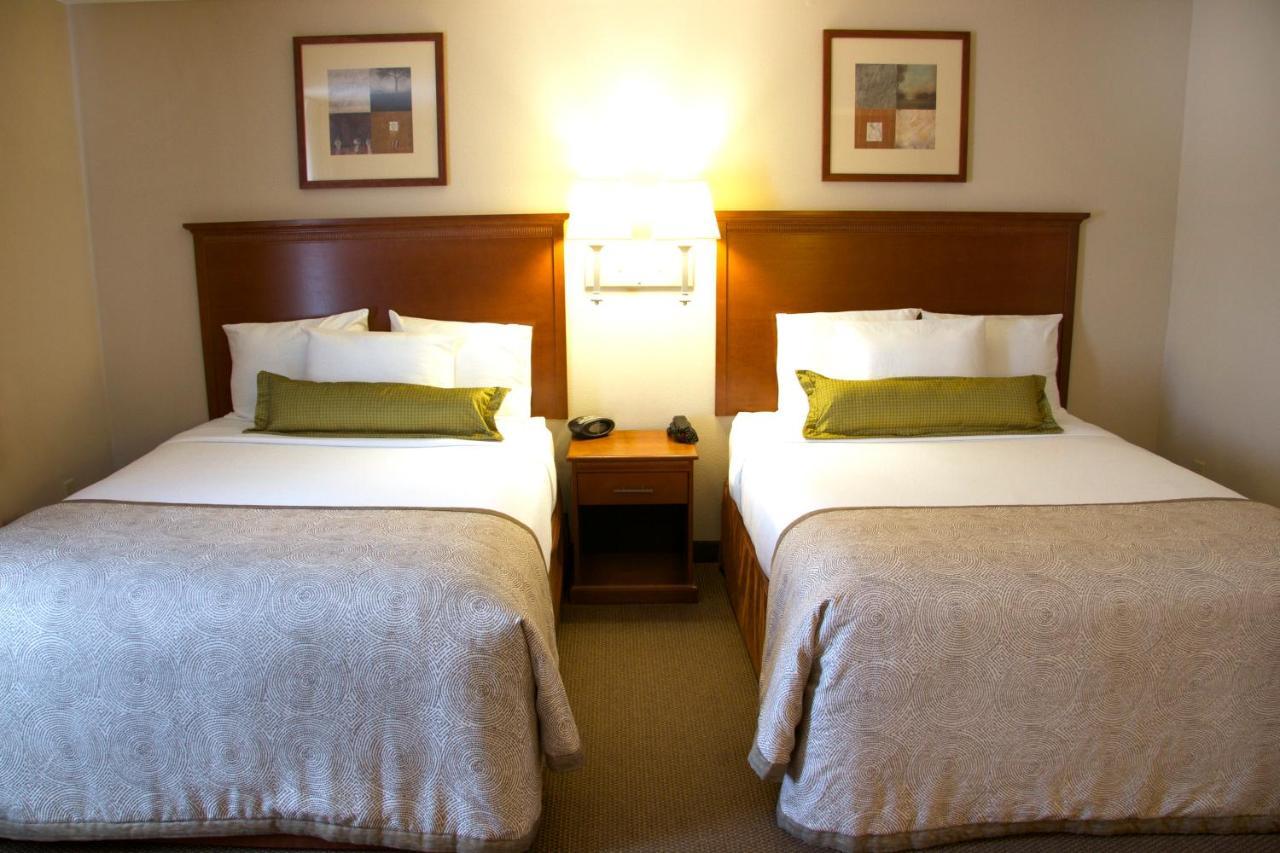 Candlewood Suites Champaign-Urbana University Area By Ihg Экстерьер фото