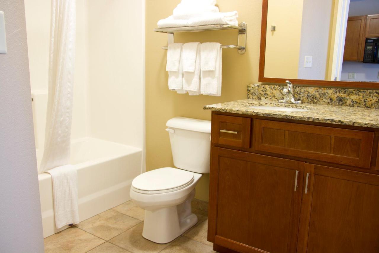 Candlewood Suites Champaign-Urbana University Area By Ihg Экстерьер фото